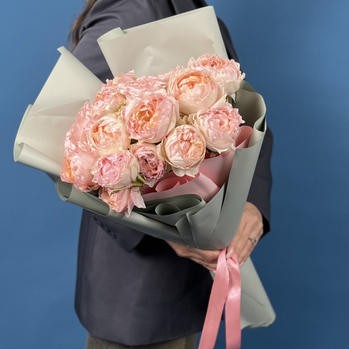 5 кустовых пионовидных роз Джульетта Хани 60 см